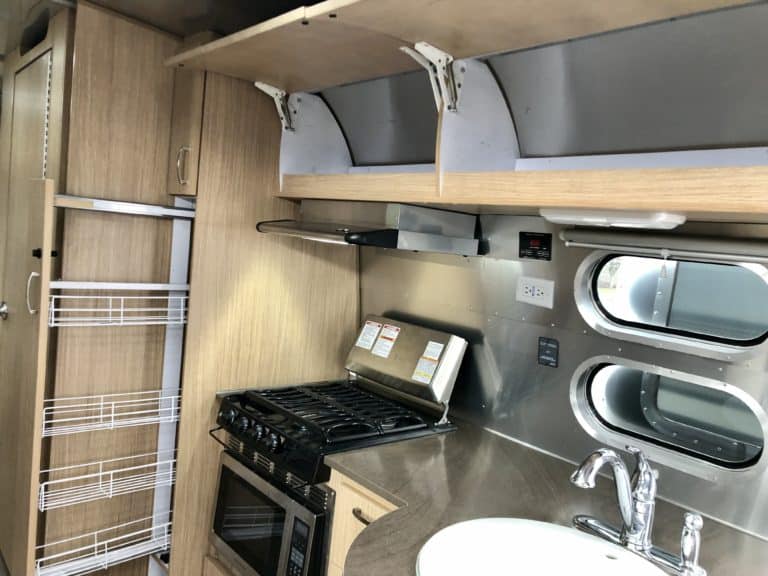 2017 25FT Flying Cloud For Sale in Salt Lake City - Airstream Marketplace