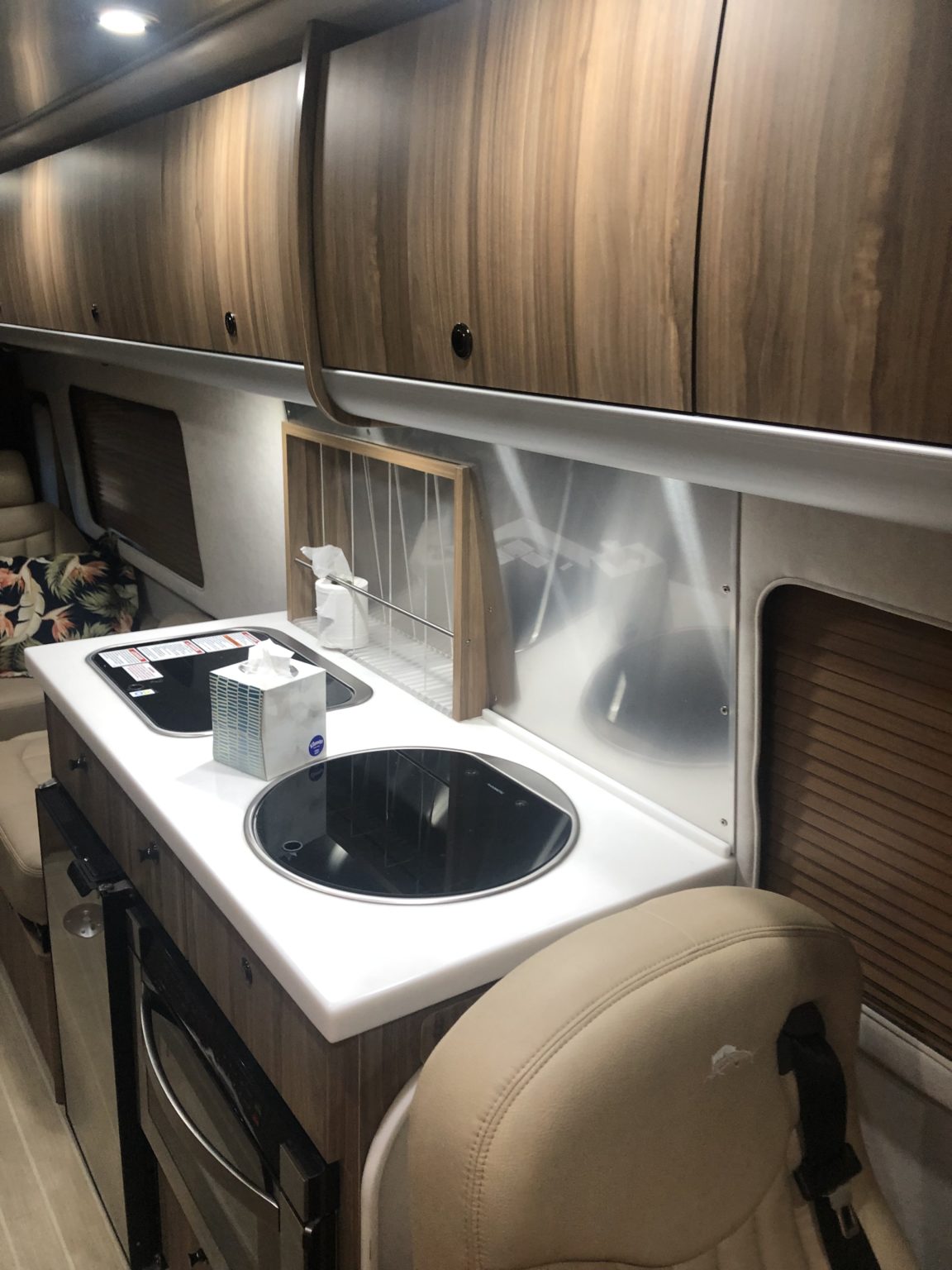 2018 24FT Tommy Bahama Interstate For Sale in Lake Elsinore - Airstream ...