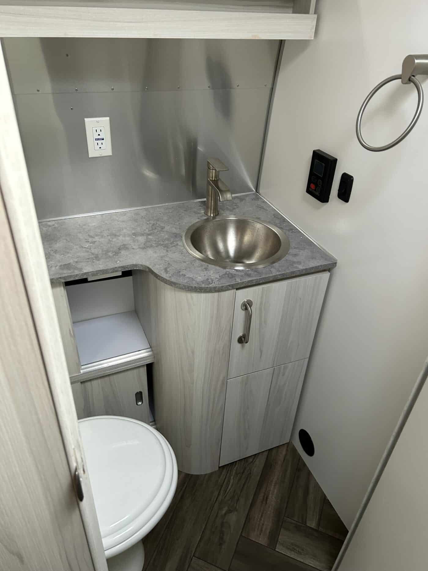 2022 28FT International For Sale In Eugene, Oregon - Airstream Marketplace