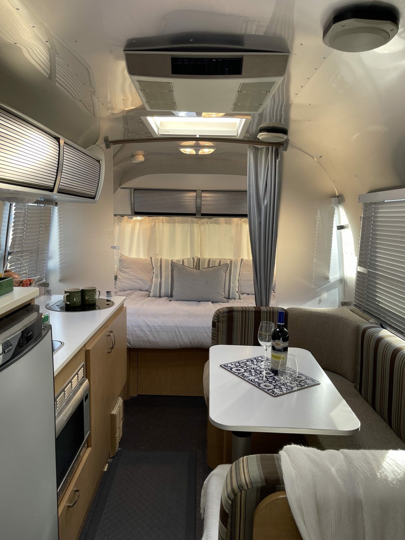 2012 22FT Bambi For Sale In Brentwood, California - Airstream Marketplace