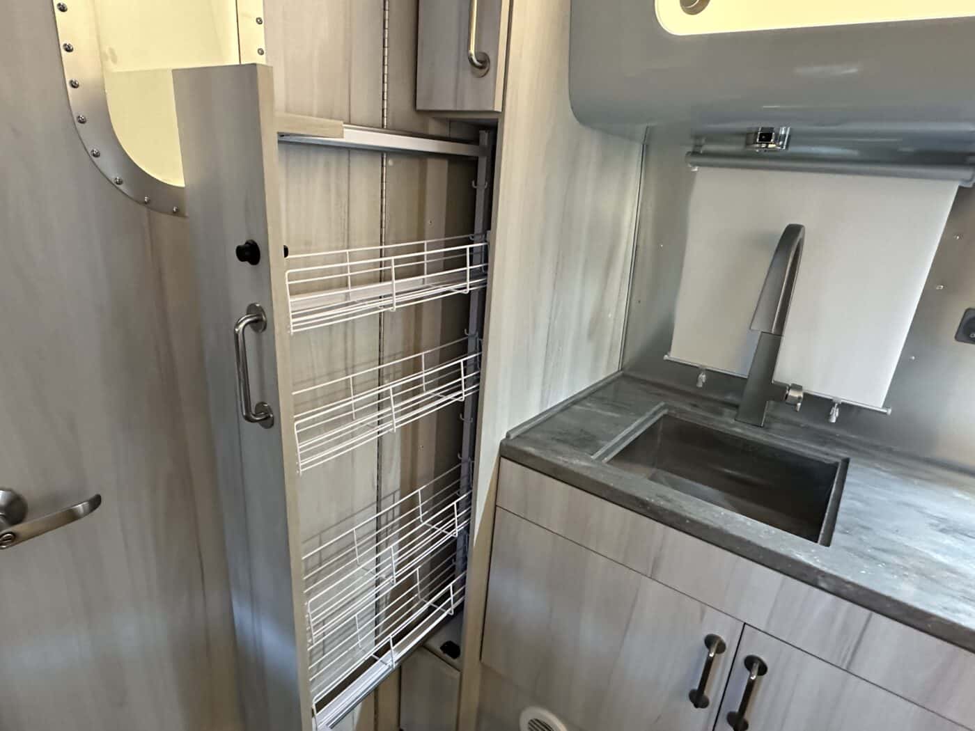 2024 23FT International For Sale In Lubbock, Texas - Airstream Marketplace